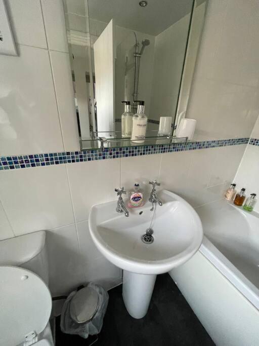 Cosy Fern Cottage Durham City מראה חיצוני תמונה